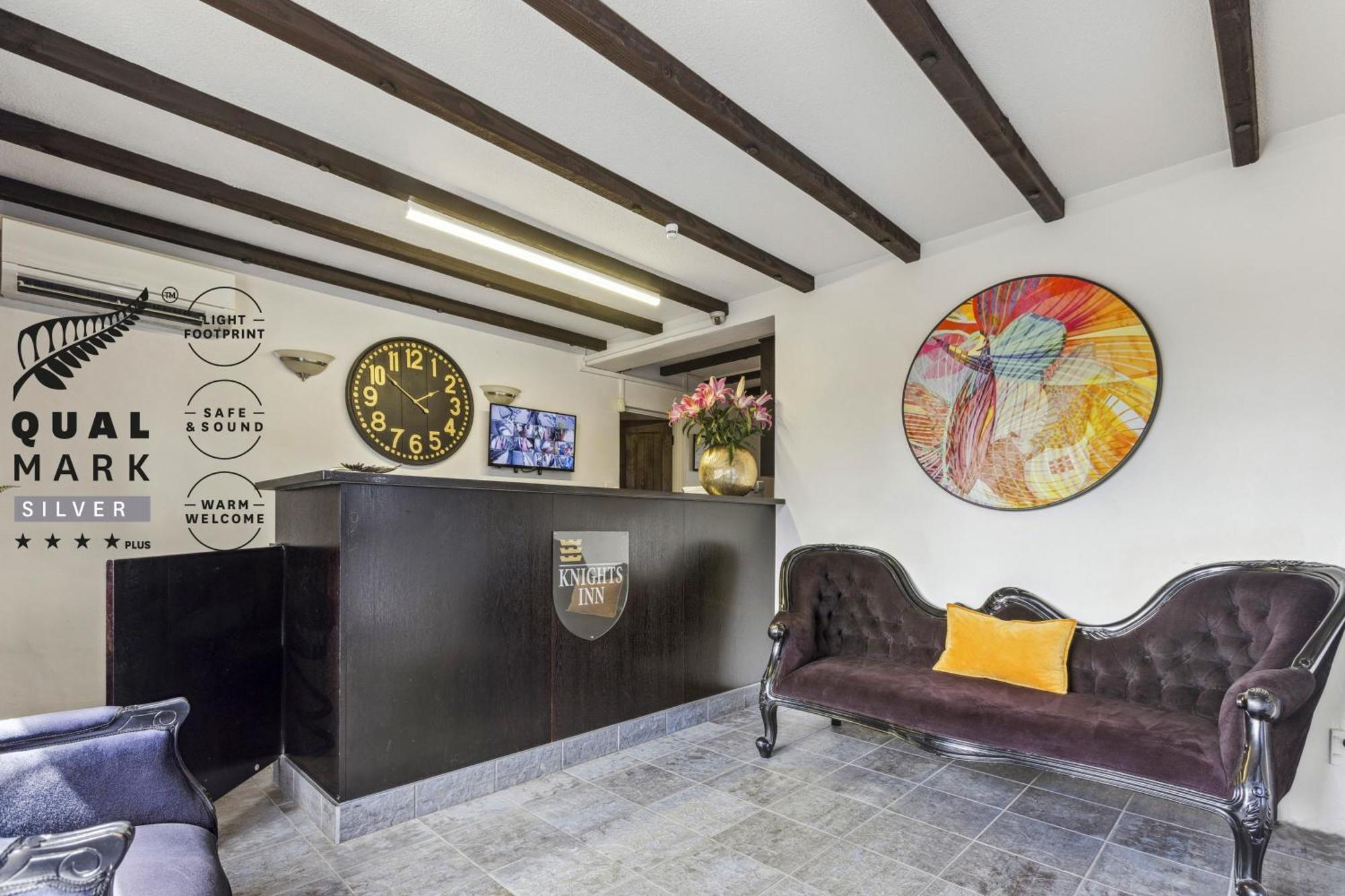 Knights Inn Оукланд Екстериор снимка