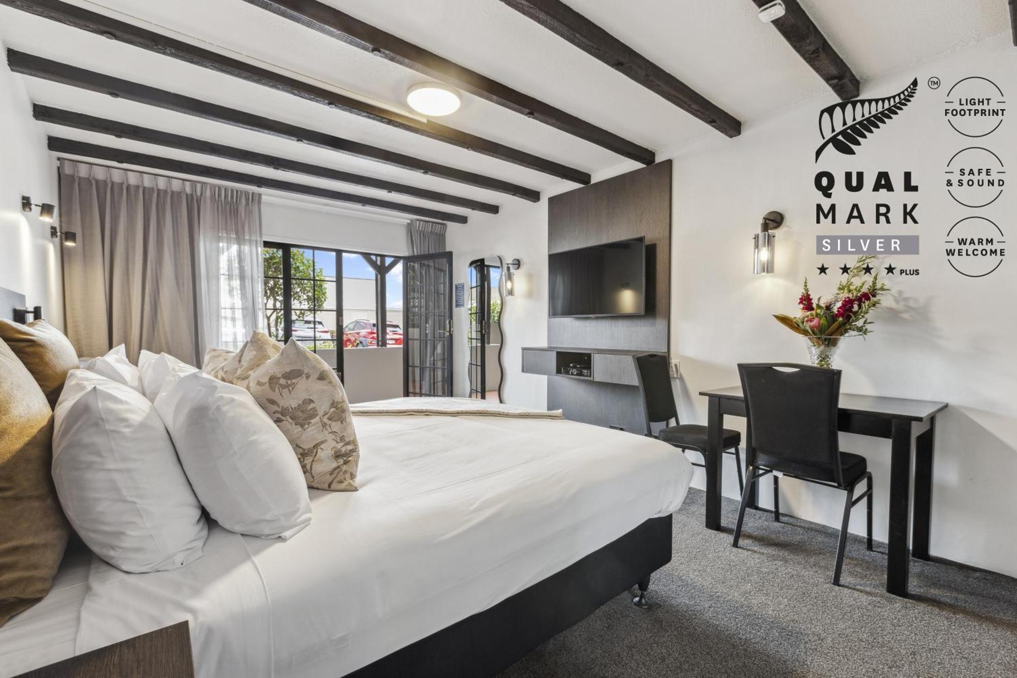 Knights Inn Оукланд Екстериор снимка
