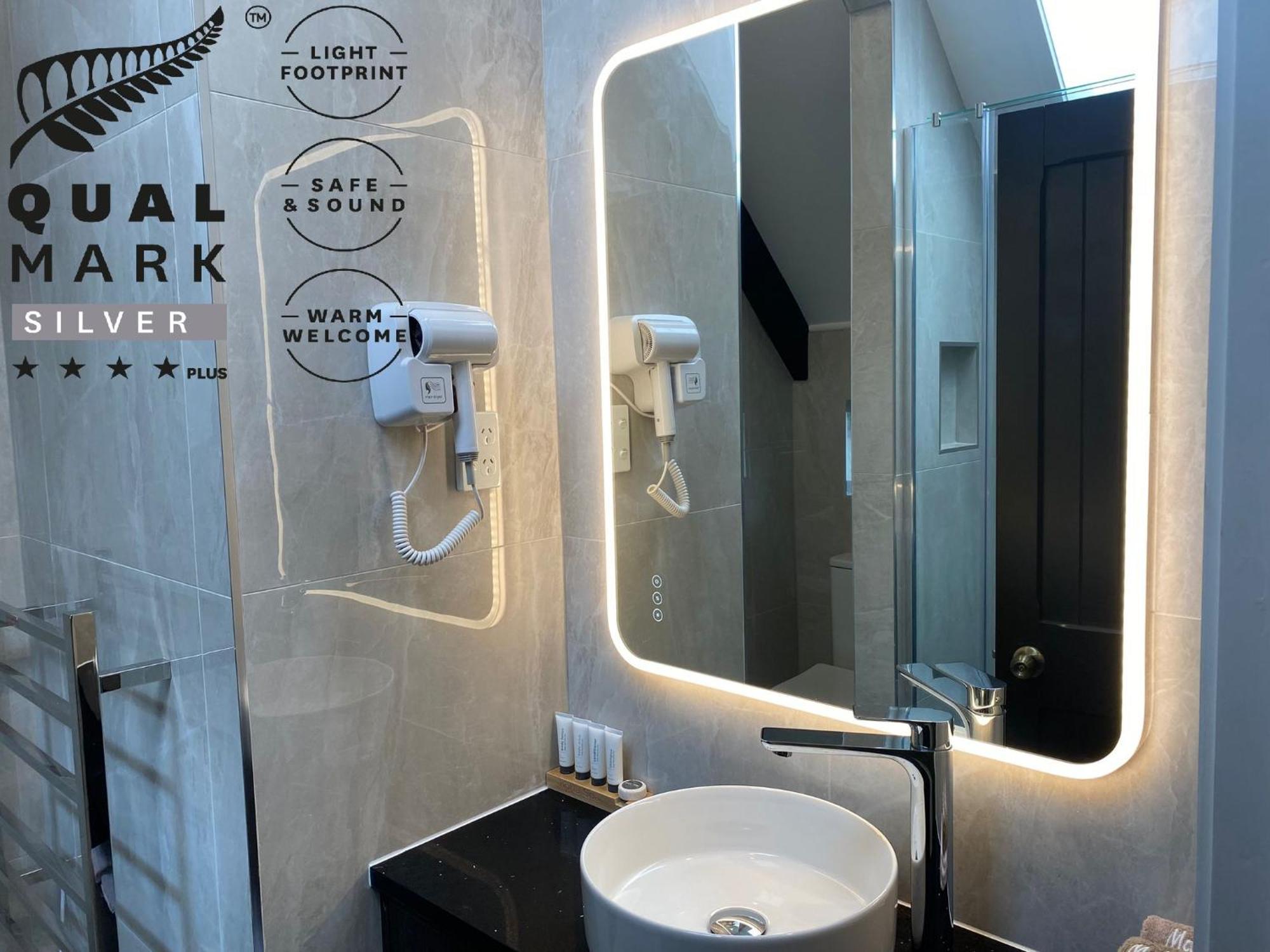 Knights Inn Оукланд Екстериор снимка