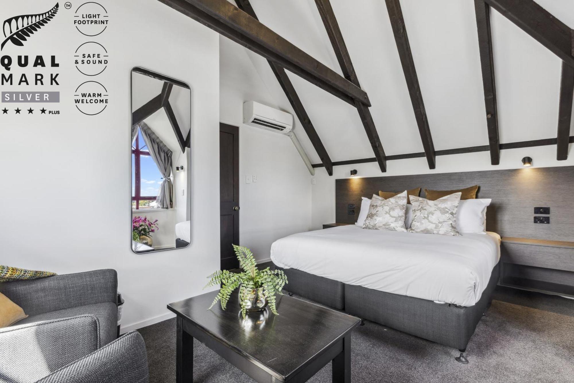 Knights Inn Оукланд Екстериор снимка
