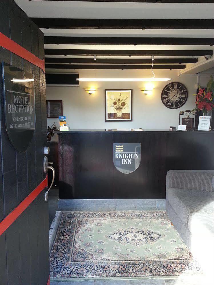 Knights Inn Оукланд Екстериор снимка