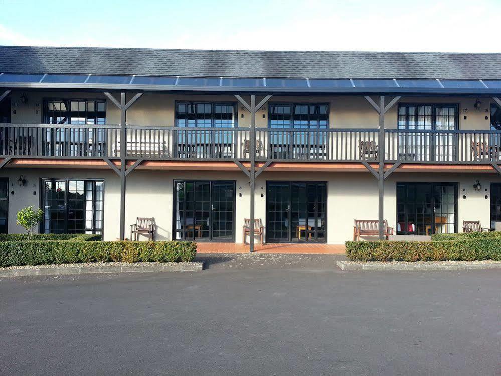 Knights Inn Оукланд Екстериор снимка